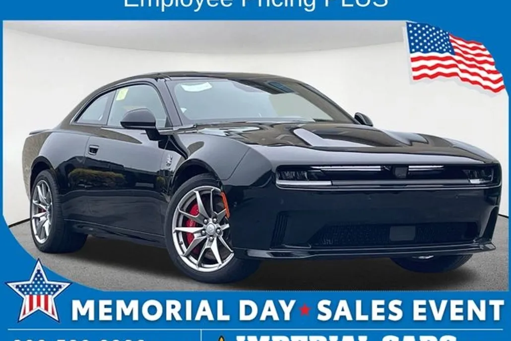 2025 Dodge Charger Daytona Scat Pack AWD photo 1