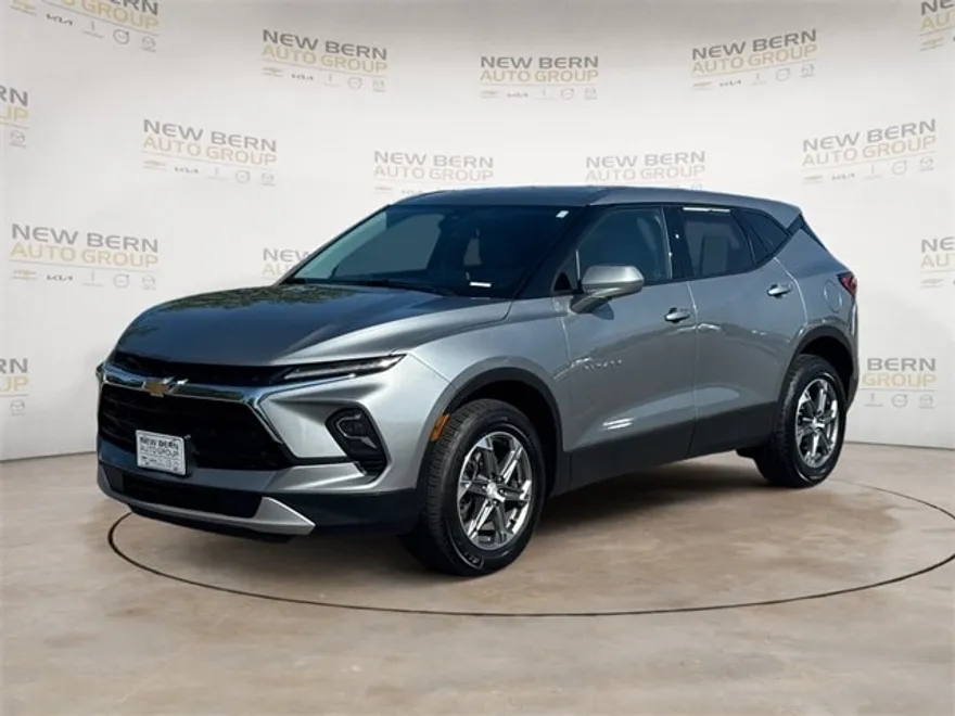 2023 Chevrolet Blazer 2LT photo 1