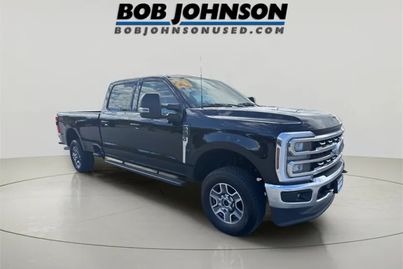 2024 Ford F-250 Lariat photo 1