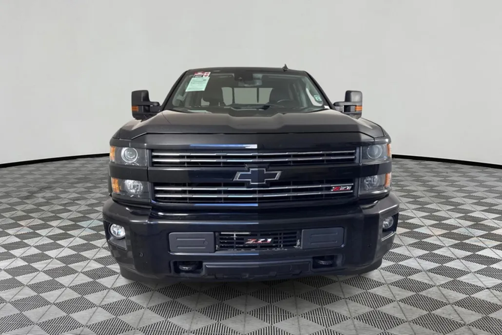 2018 Chevrolet Silverado 2500HD LTZ photo 1