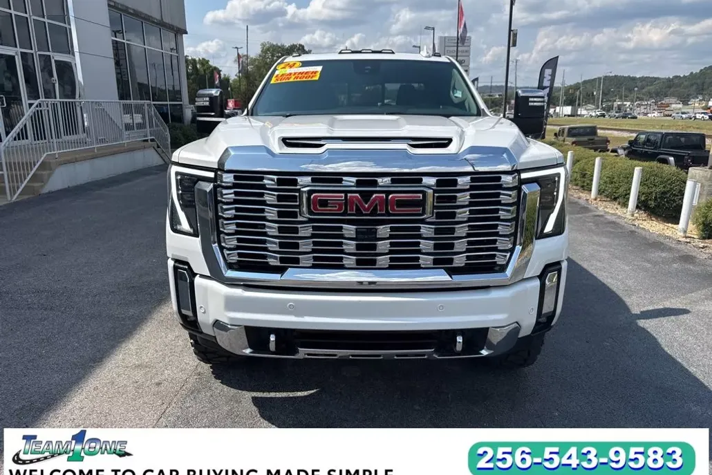 2024 Gmc Sierra 2500 HD Denali photo 1