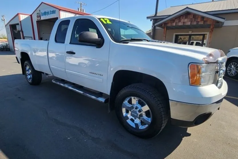 2012 Gmc Sierra SLE photo 1