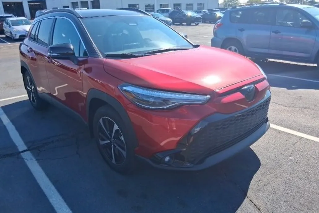 2025 Toyota Corolla Hybrid XSE photo 1