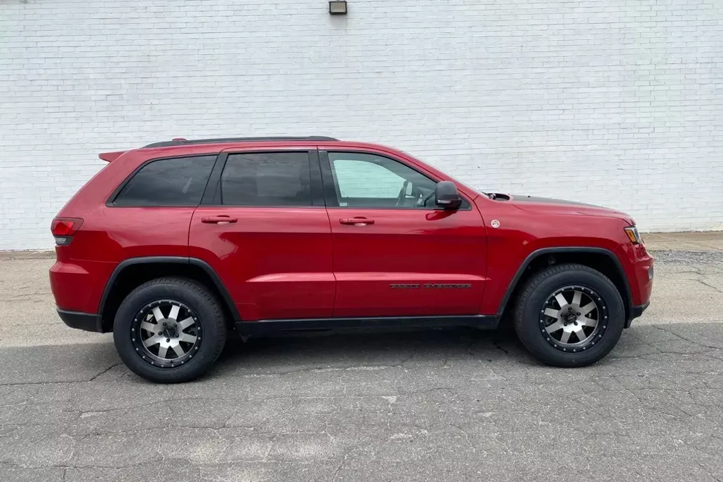 2019 Jeep Grand Cherokee Trailhawk photo 1