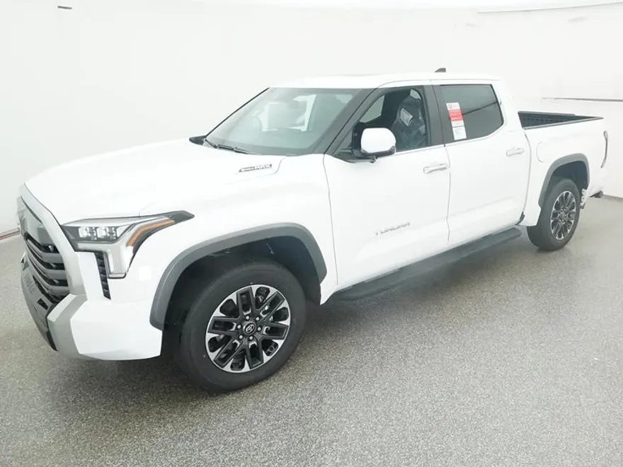 2025 Toyota Tundra Limited CrewMax photo 1