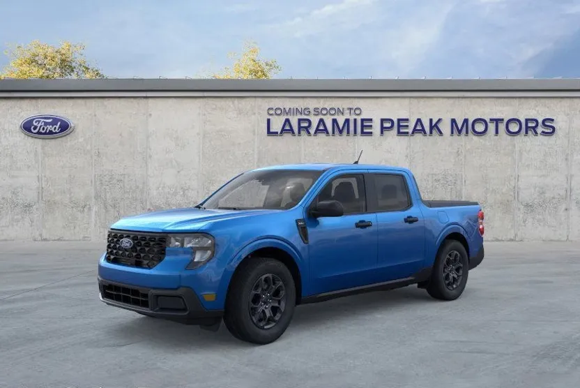 2025 Ford Maverick XLT photo 1