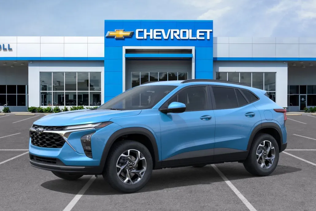 2025 Chevrolet Trax LT photo 1