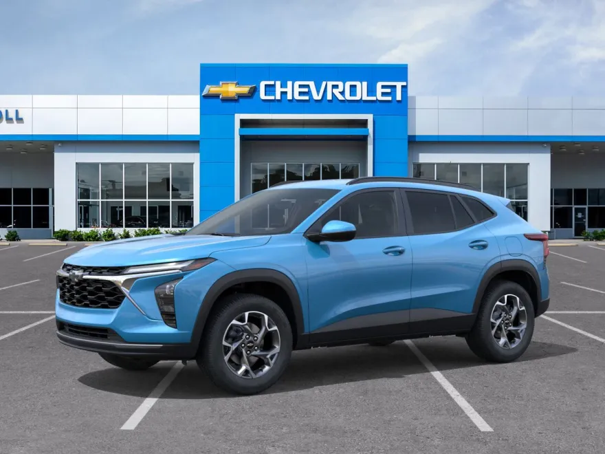 2025 Chevrolet Trax LT photo 1