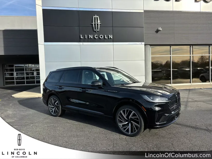 2025 Lincoln Aviator Black Label photo 1