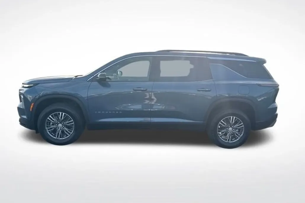 2026 Chevrolet Traverse photo 1