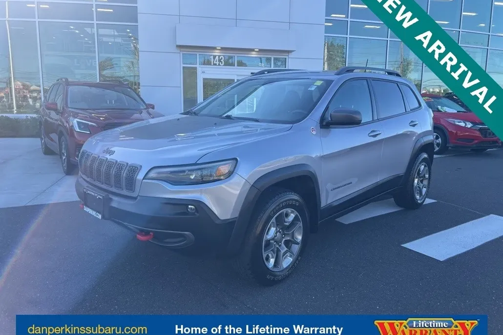 2019 Jeep Cherokee Trailhawk photo 1