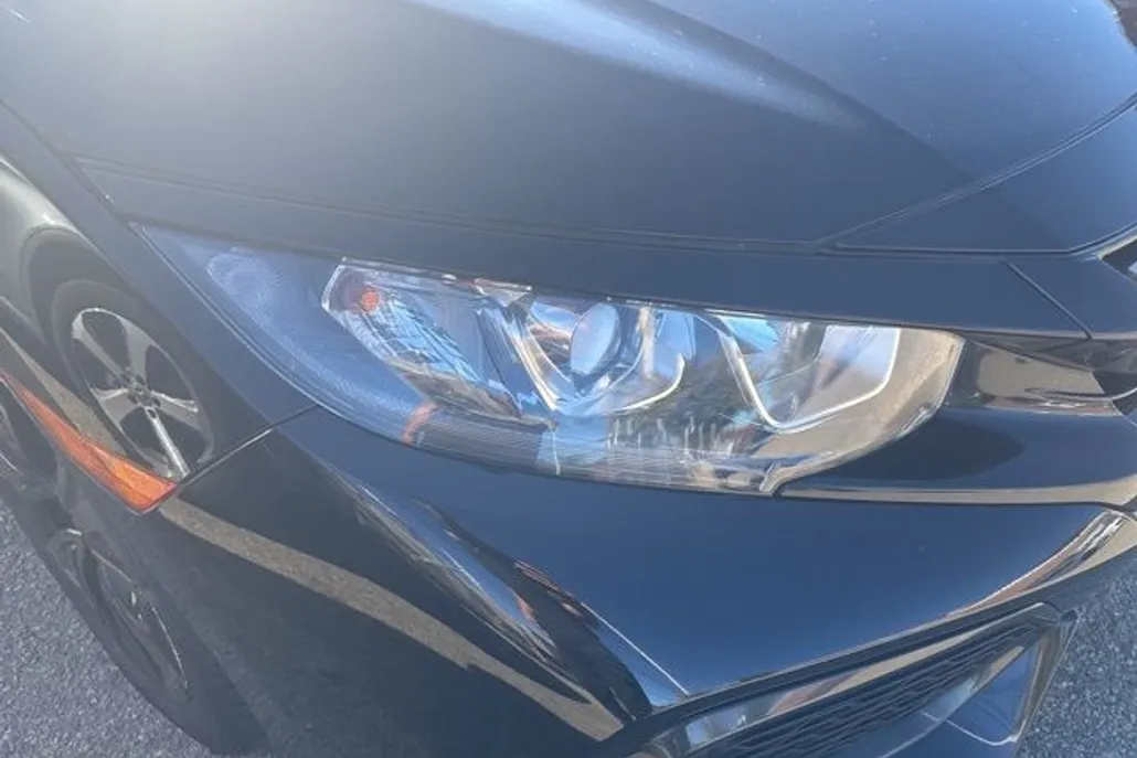 2019 Honda Civic EX photo 1