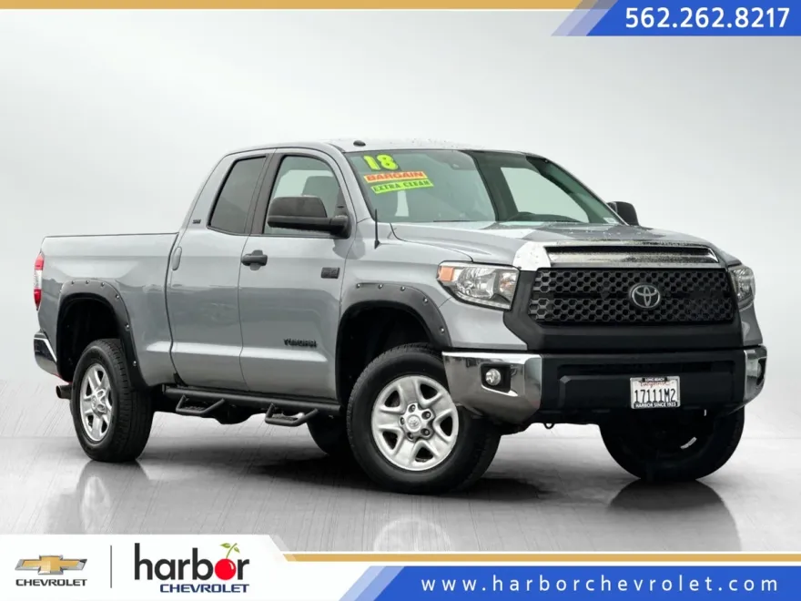 2018 Toyota Tundra SR5 photo 1
