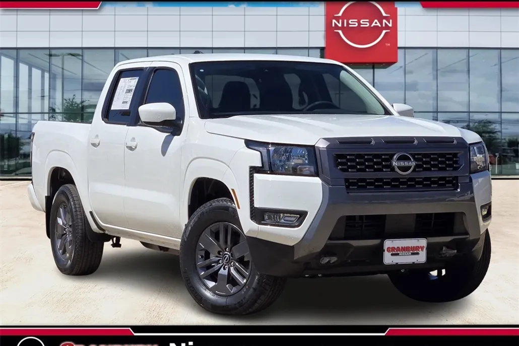 2025 Nissan Frontier SV photo 1