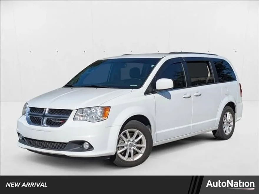 2019 Dodge Grand Caravan SXT photo 1