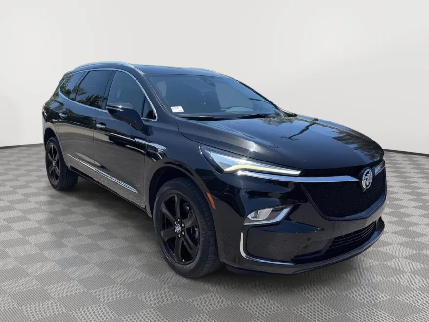 2023 Buick Enclave Essence photo 1