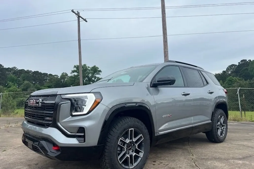 2026 Gmc Terrain AT4 photo 1