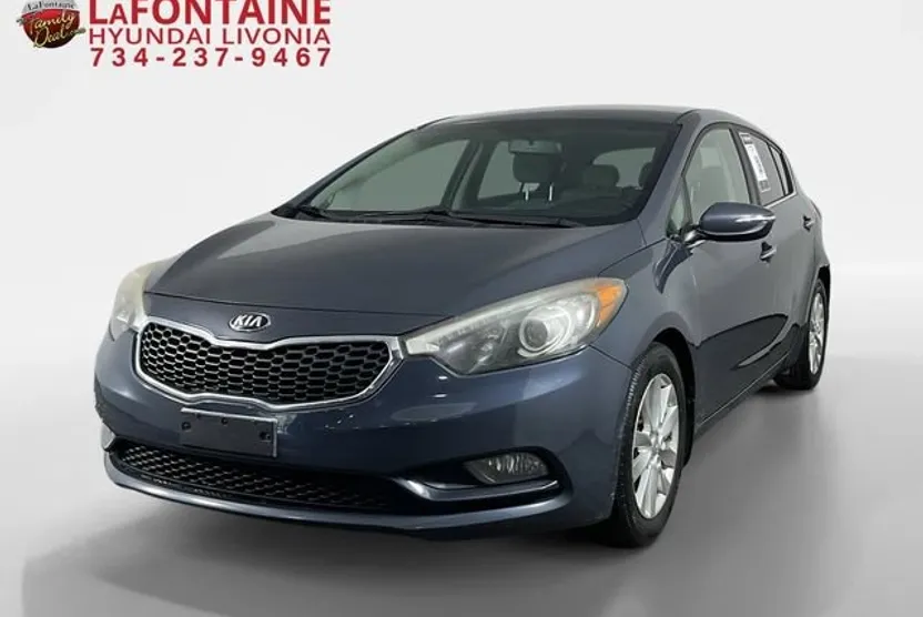 2015 Kia Forte 5-Door EX photo 1