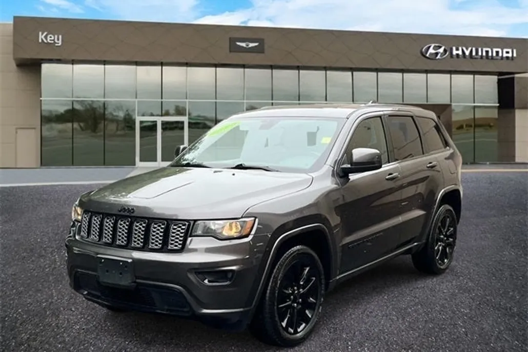 2020 Jeep Grand Cherokee Altitude photo 1