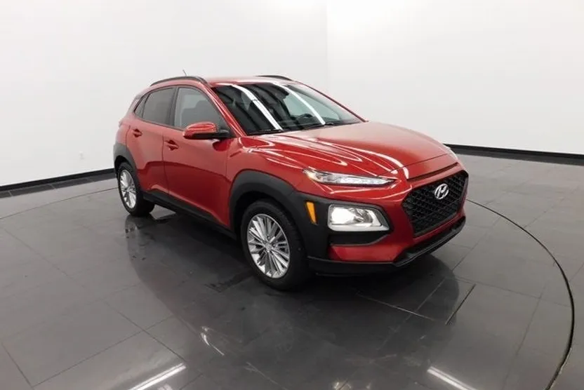 2020 Hyundai Kona SEL photo 1