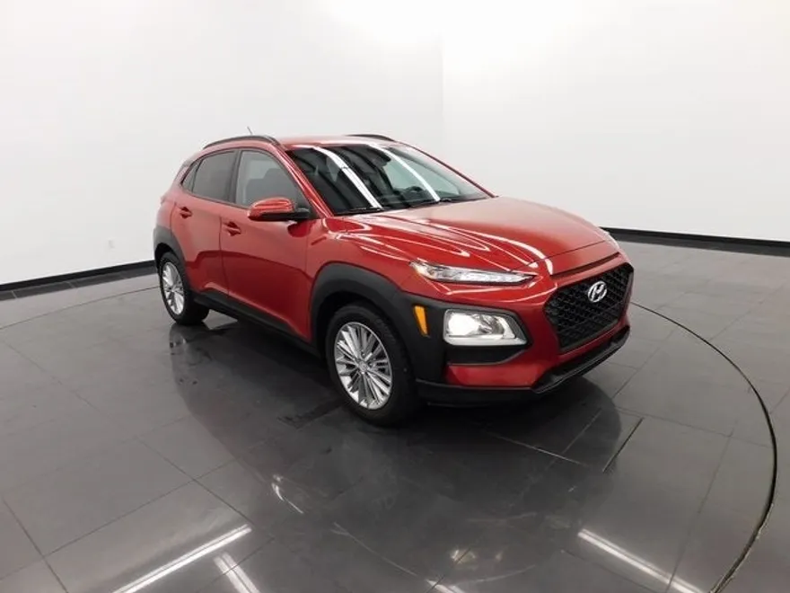 2020 Hyundai Kona SEL photo 1