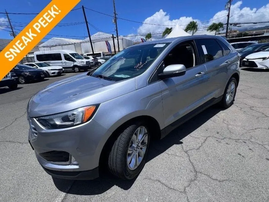 2022 Ford Edge Titanium photo 1