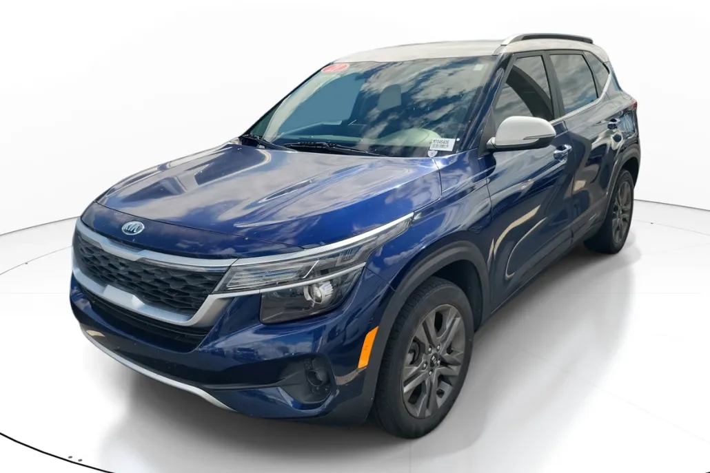 2021 Kia Seltos S photo 1
