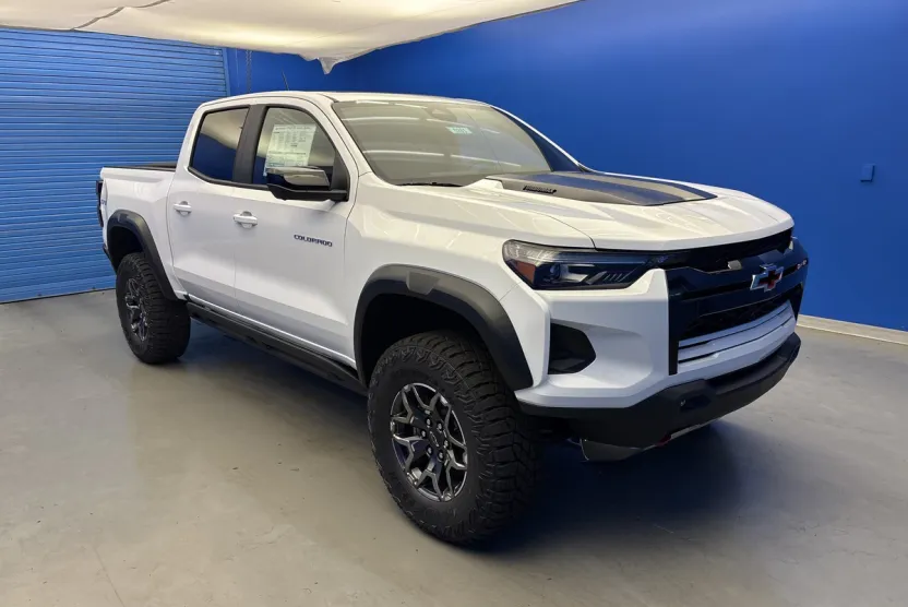 2026 Chevrolet Colorado ZR2 photo 1