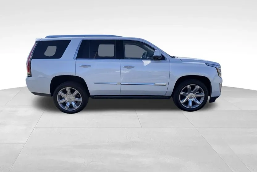 2020 Cadillac Escalade Premium Luxury photo 1