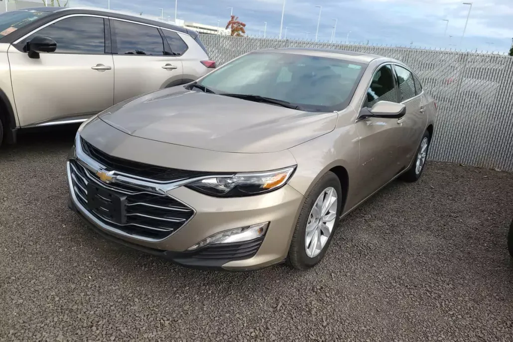 2024 Chevrolet Malibu 1LT photo 1