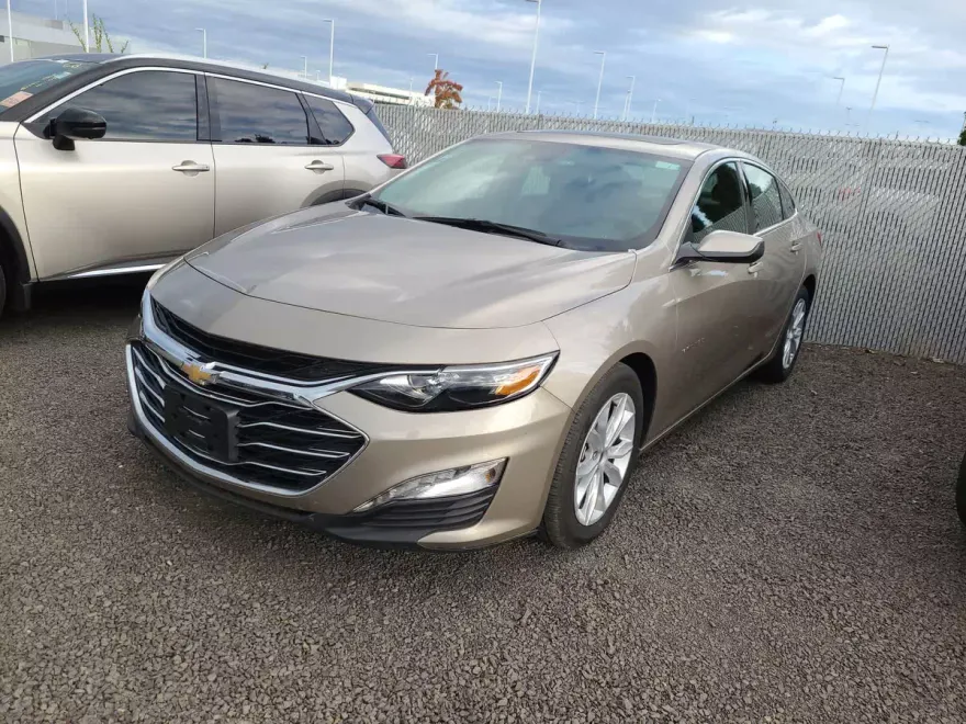 2024 Chevrolet Malibu 1LT photo 1
