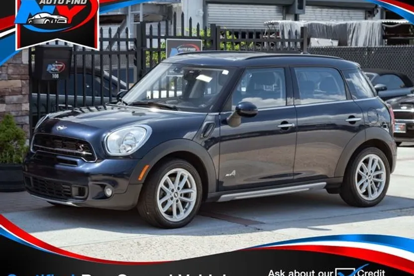 2015 Mini Countryman S ALL4 photo 1
