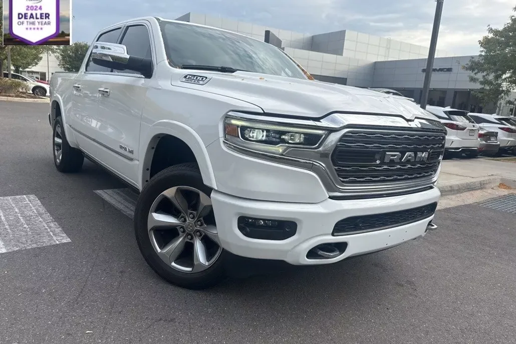 2022 Ram 1500 Limited photo 1