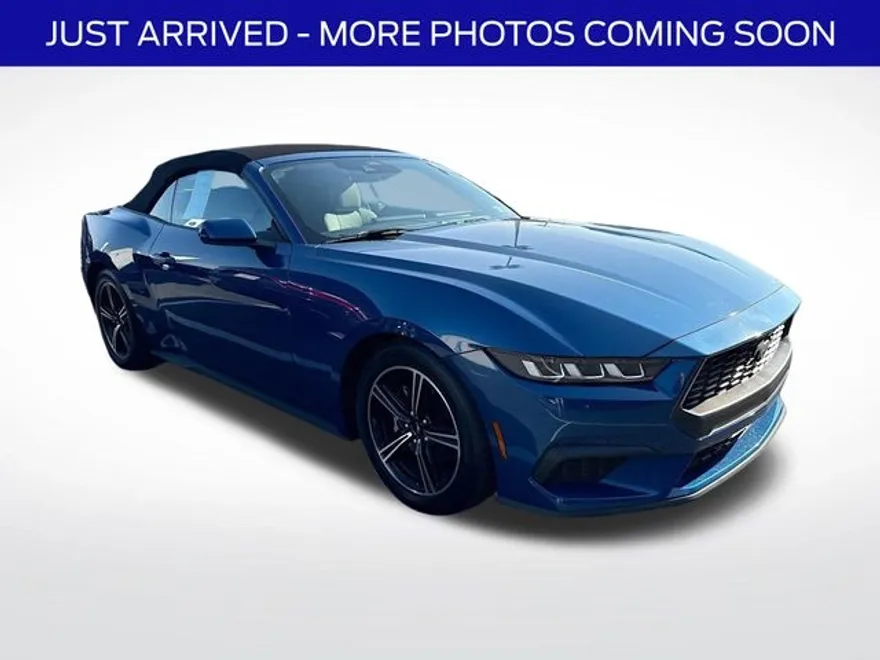 2024 Ford Mustang EcoBoost Convertible photo 1