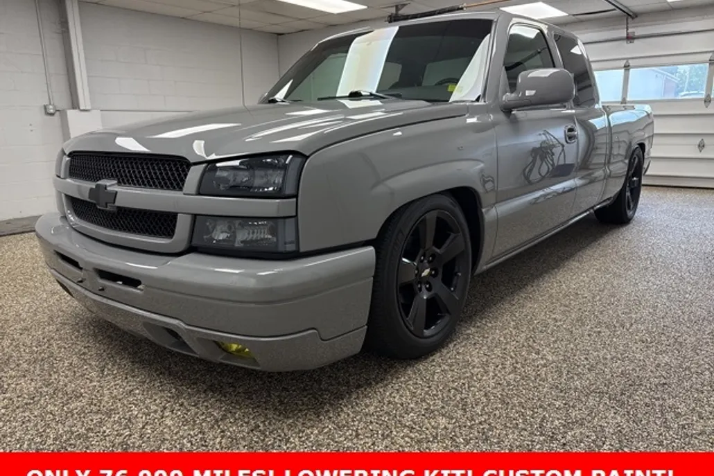 2003 Chevrolet Silverado 1500 Base photo 1