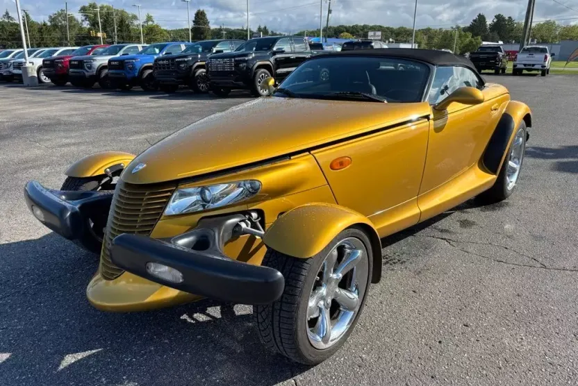 2002 Chrysler Prowler Base photo 1
