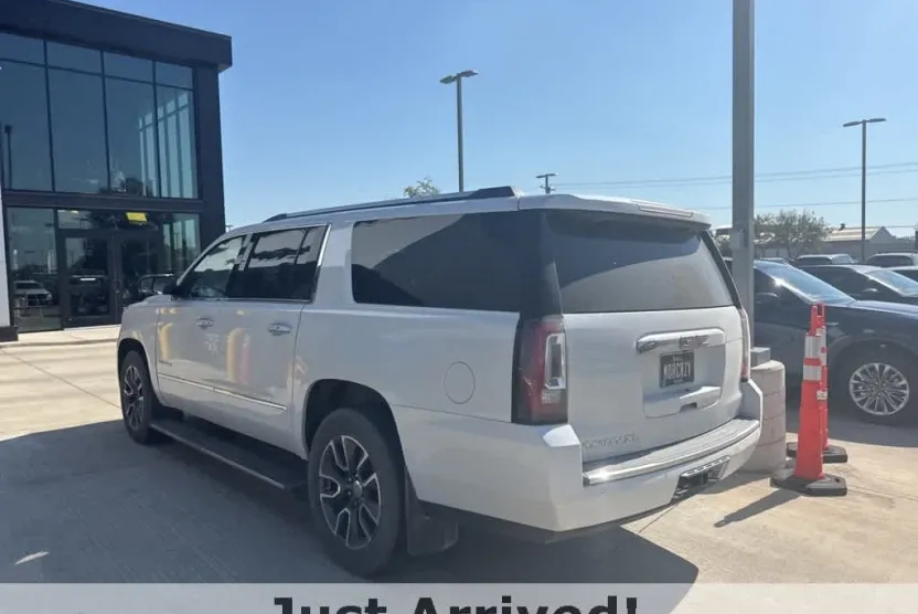 2018 Gmc Yukon XL Denali photo 1