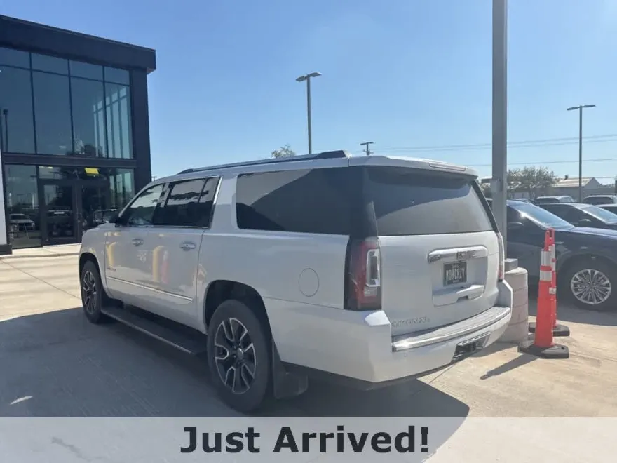 2018 Gmc Yukon XL Denali photo 1