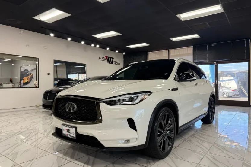 2020 Infiniti QX50 Essential SPORT photo 1