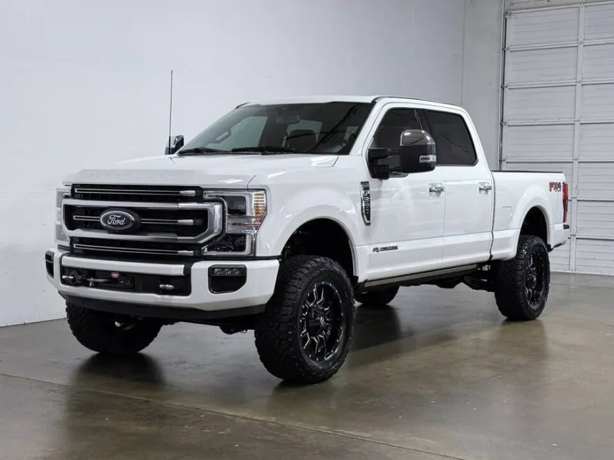 2022 Ford F-350 Platinum photo 1