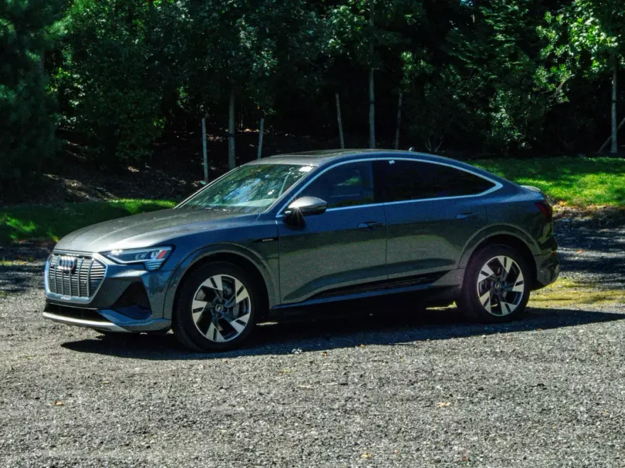 2022 Audi e-tron Sportback S line Premium Plus photo 1