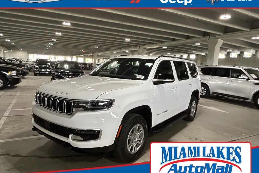 2024 Jeep Wagoneer Base photo 1