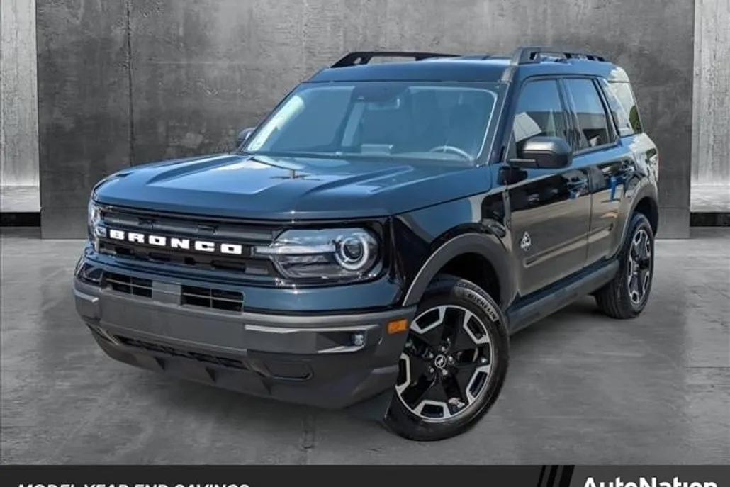 2024 Ford Bronco Sport Outer Banks photo 1