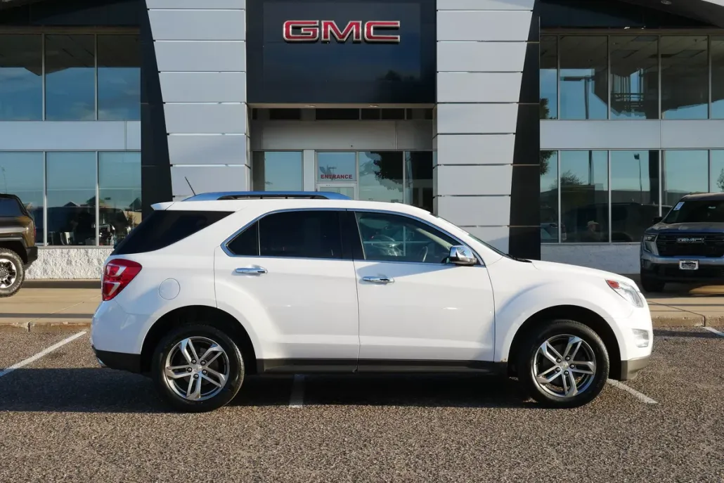 2017 Chevrolet Equinox Premier photo 1