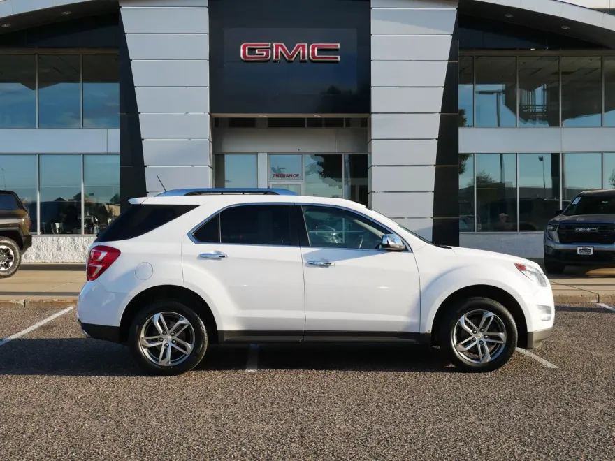 2017 Chevrolet Equinox Premier photo 1
