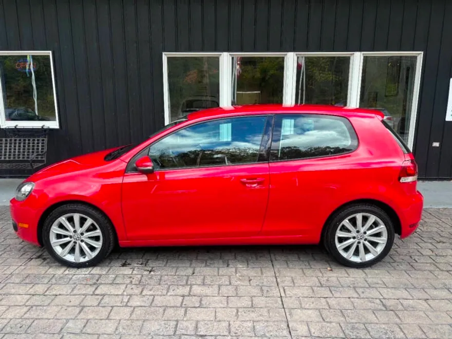 2012 Volkswagen Golf TDI photo 1
