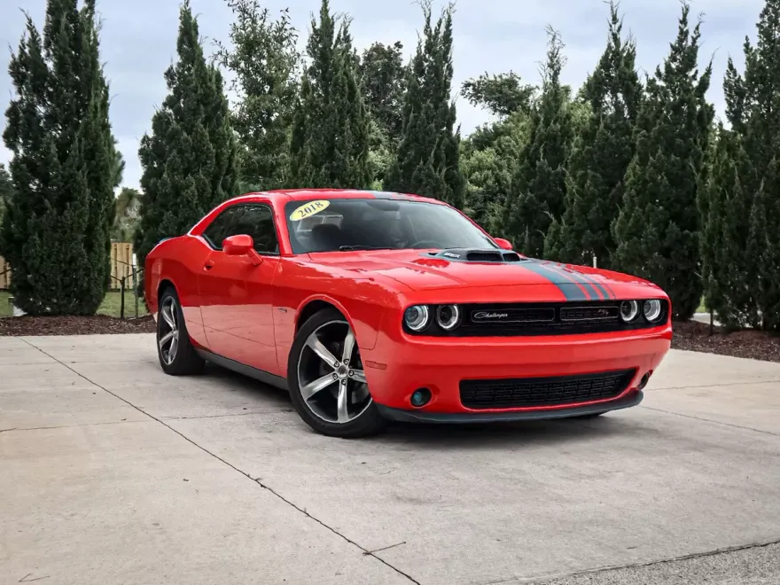 2018 Dodge Challenger R/T Shaker photo 1