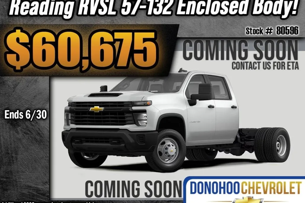 2025 Chevrolet Express Cutaway 3500 photo 1
