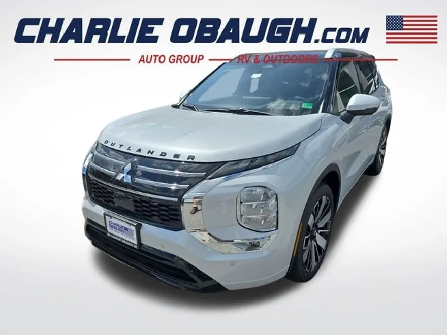 2025 Mitsubishi Outlander SEL photo 1