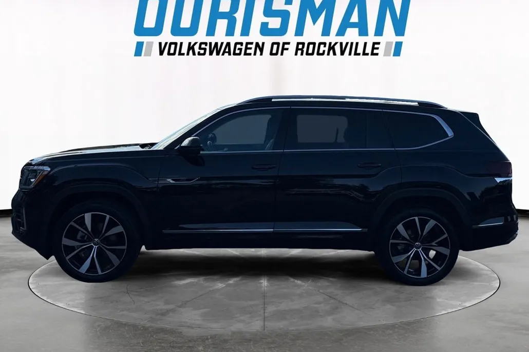 2024 Volkswagen Atlas SEL Premium R-Line photo 1